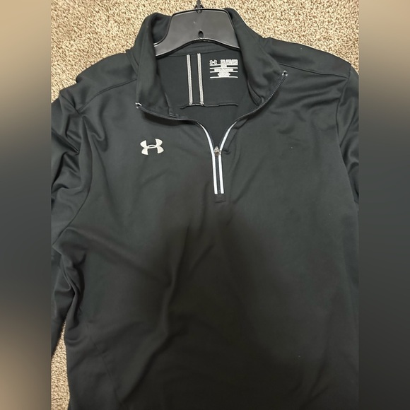 Under Armour Men's Black Performance Jacket with White Accents - Picture 5 of 7